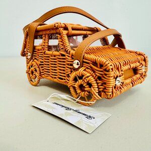 TOMMY BAHAMA NATURAL WOVEN WICKER CAR JEEP SHAPED NOVELTY TOTE BAG